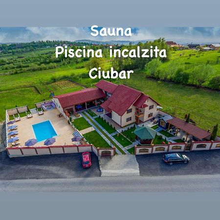 Pensiunea Adrian Новач-Стрэйни Экстерьер фото